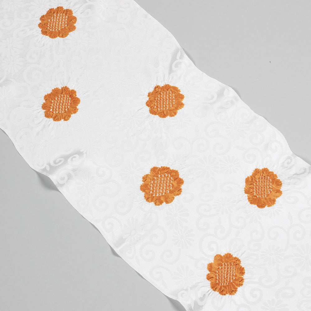 
                  
                    画像をギャラリービューアに読み込む, 帯揚げ　菊唐草　菊絞り.
                  
                