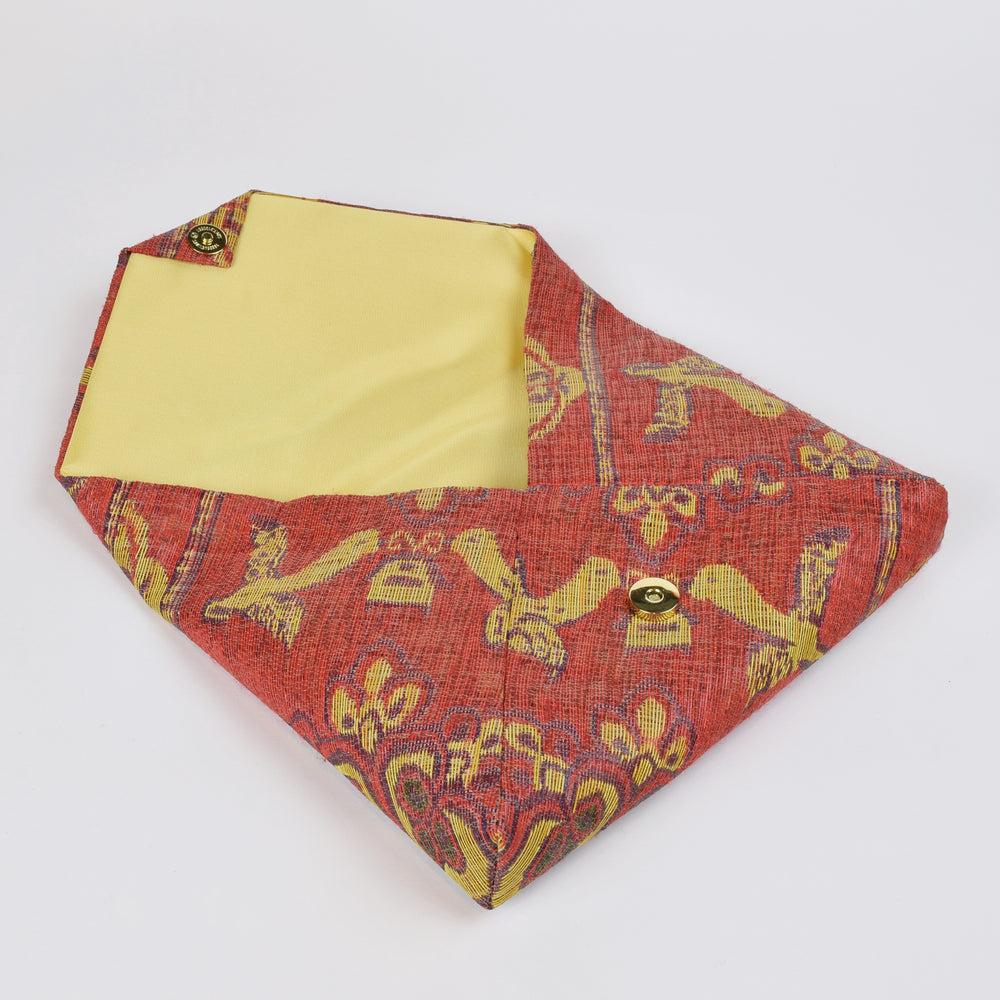 
                  
                    画像をギャラリービューアに読み込む, 数寄屋袋　箔錦　正倉院鳥華紋.
                  
                